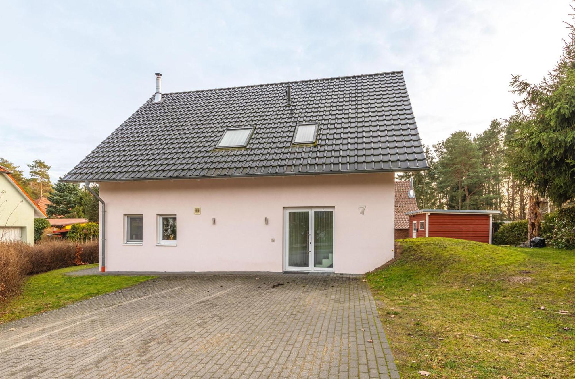 Ferienhaus Daniela Mit Terrasse Und Garten Silz  Eksteriør billede